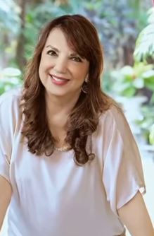 In Loving Memory of Zarine Khan: A Tribute to a Beloved Matriarch